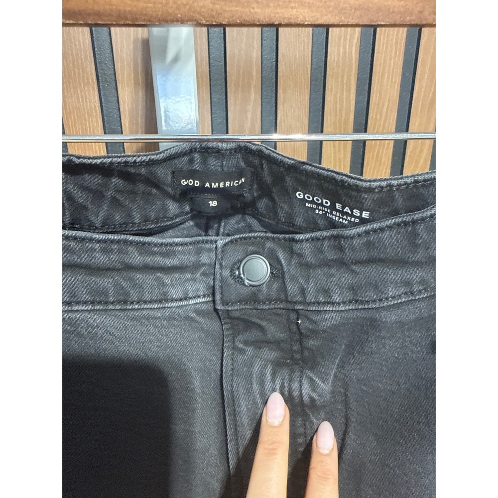 Good American NWT Good Ease Relax Jeans - Size 18 Plus - MSRP: $169 - Picture 6 of 9